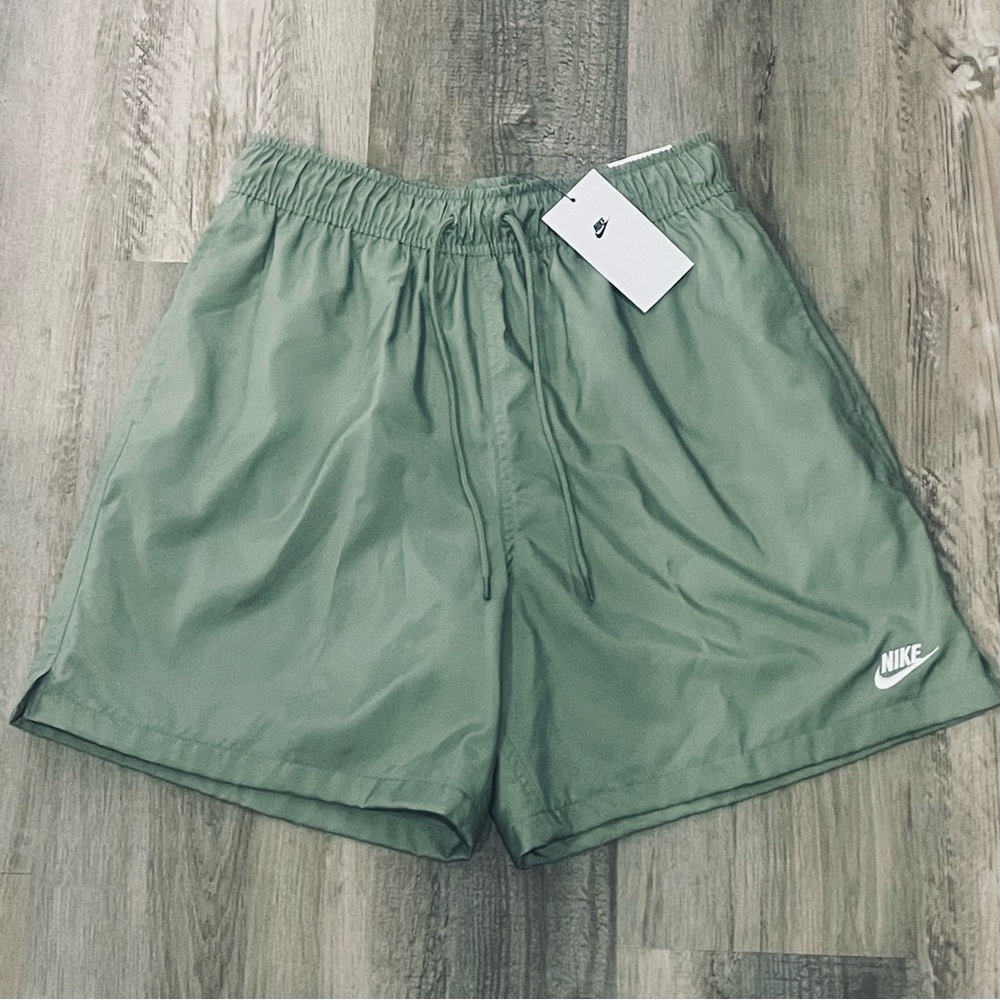 New Men’s Nike Swim Trunks